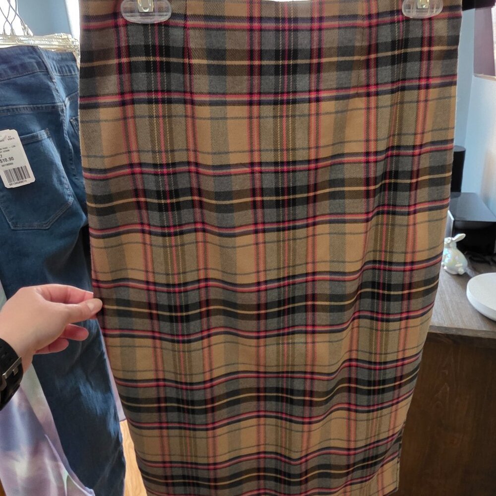 NY&Co. Plaid Pencil Skirt